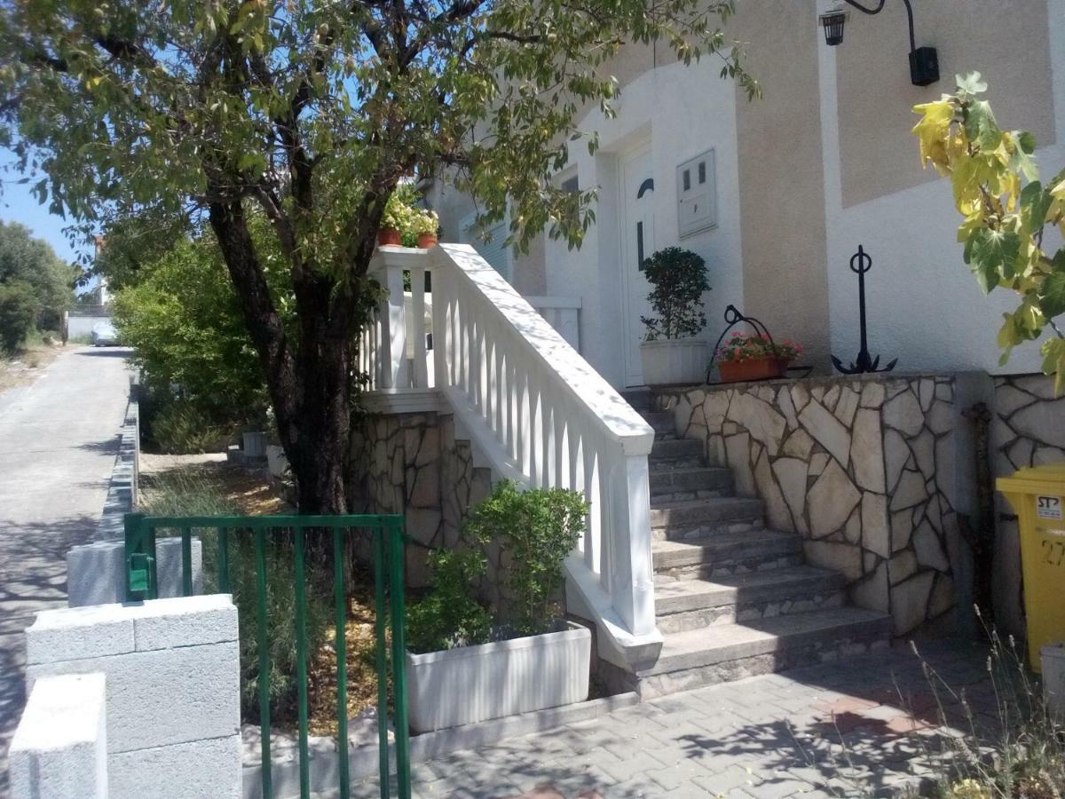 Apartman "Tatjana" Jezera Exterior photo